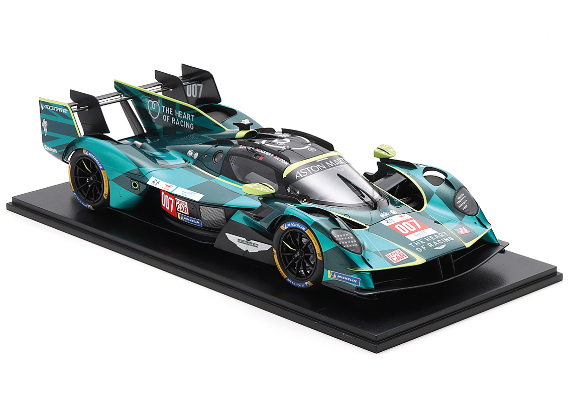 Aston Martin Valkyrie THOR Team 14° Le Mans 2025